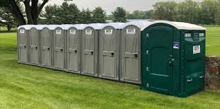 Best Hand Sanitizer Station Rental  in Lordstown, OH